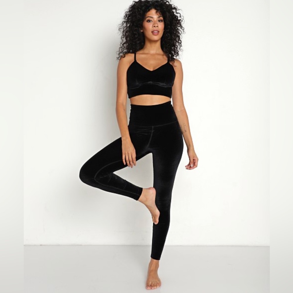 Velvet Motion High Waisted Midi Legging